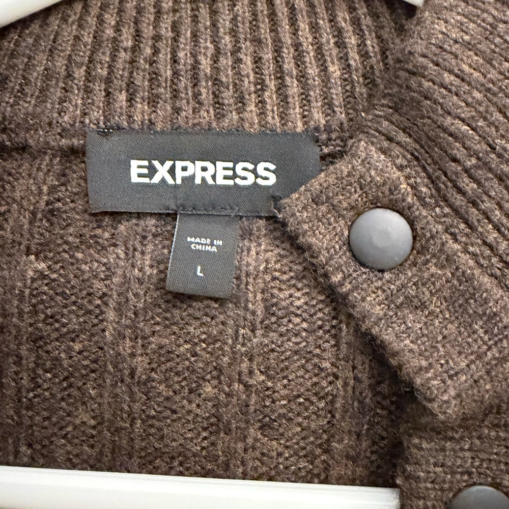 Express Men’s Brown Ribbed Sweater - Picture 2 of 2